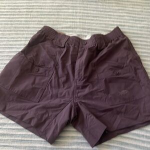 New with tags AFTCO-Men’s Original Fishing shorts.